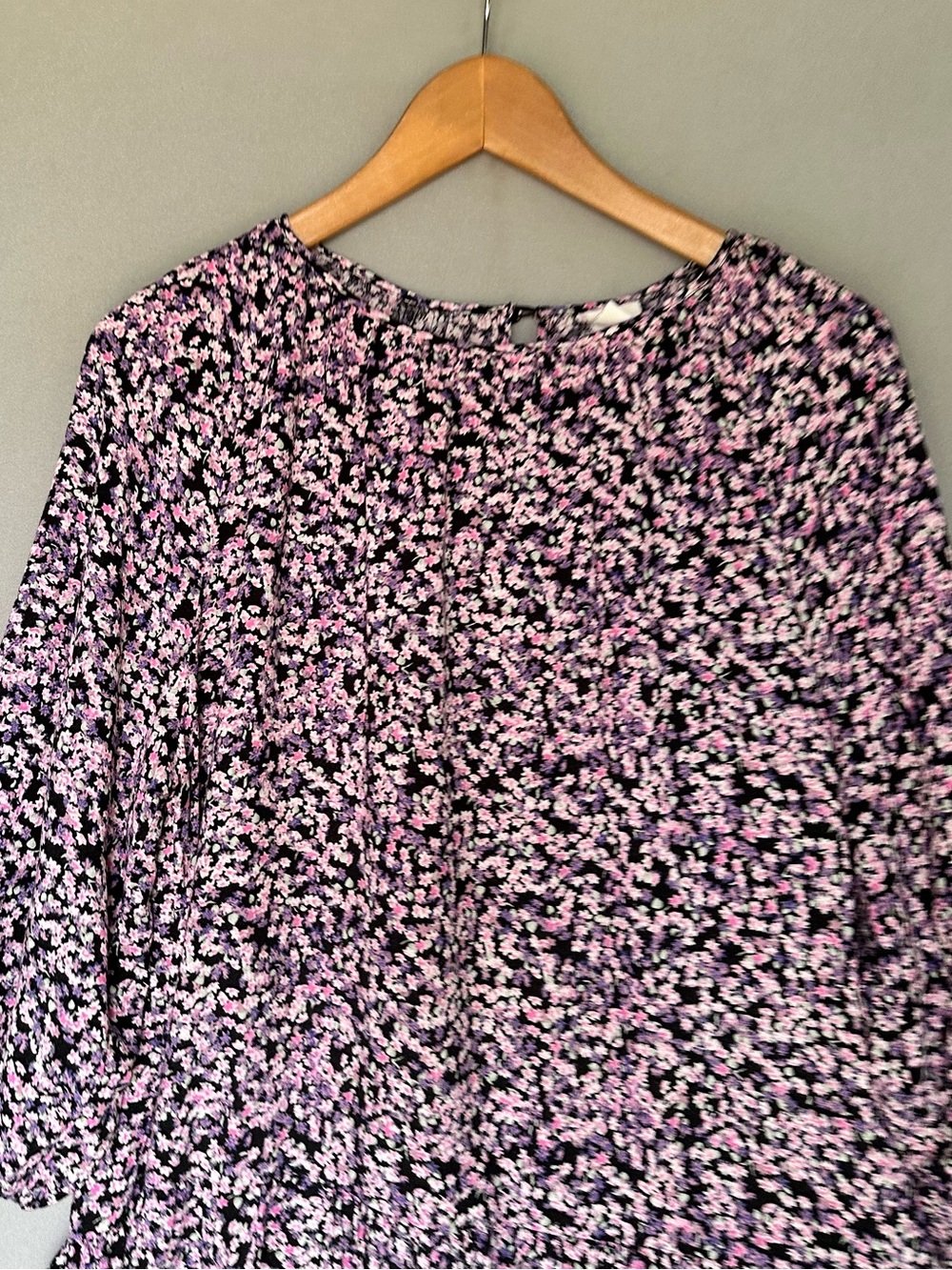 🎉5 for $45🎉 H&M dress size S - Picture 3 of 8